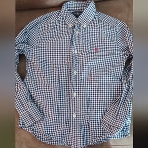 BOYS SIZE 6 Button up